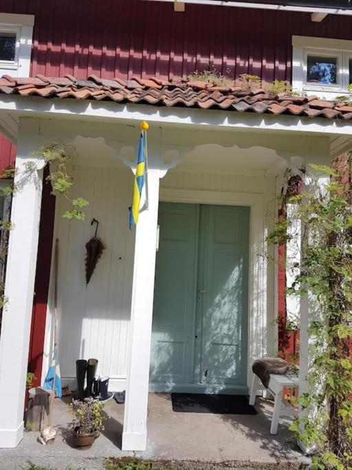 Charmig Gard Med Bastu, Strandtomt Och Utedusch I Naturskoent Omrade Sveg Exterior foto